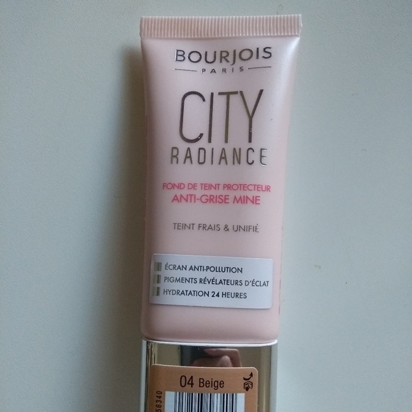 NEW Bourjois City Radiance 04 -  Beige - Picture 1 of 1